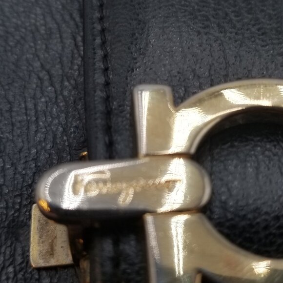 Ferragamo Leather Trifold Wallet Gancini Black Gold Hardware Used USA 6"x4 - Picture 6 of 7